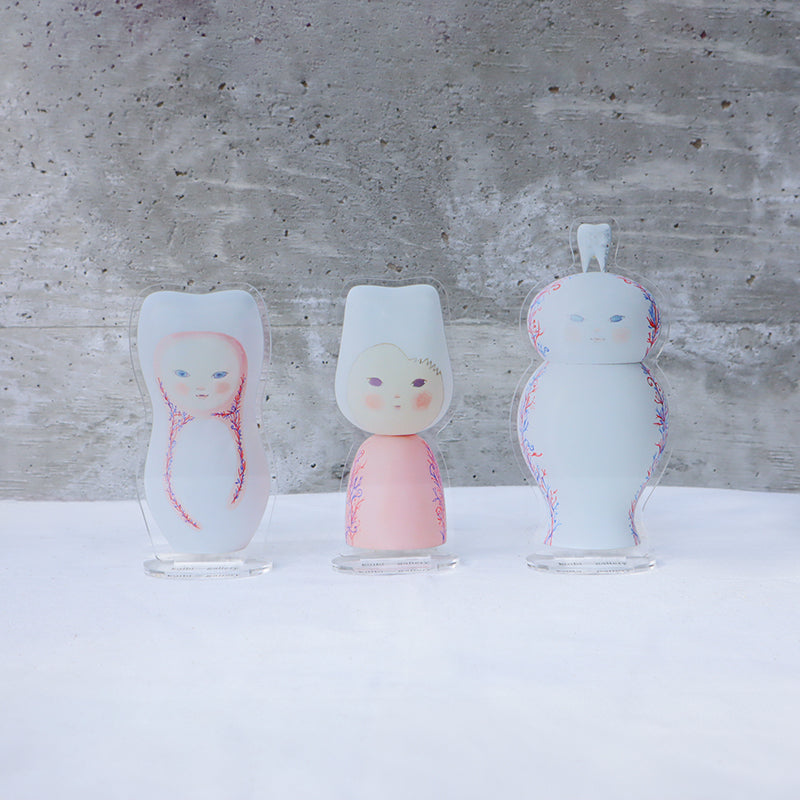 KOKESHI -acrylic standee- – kaibi-gallery